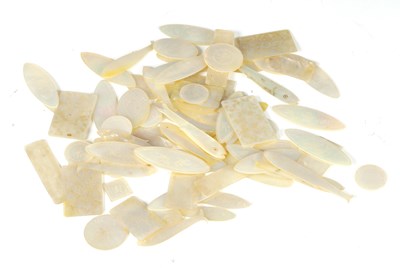 Lot 78 - A QUANTITY OF CHINESE MOTHER OF PEARL GAMING COUNTERS