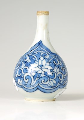 Lot 219 - A 19TH CENTUR BLUE AND WHITE ORIENTAL MINIATURE BOTTLE VASE
