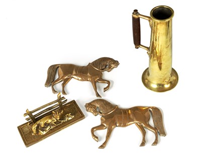Lot 625 - A 19TH CENTURY SEAMED TAPERING CYLINDRICAL BRASS ALE WARMER 29.5cm high