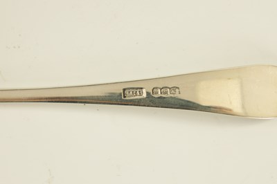 Lot 218 - AN ELIZABETH II SOLID SILVER HANOVERIAN PATTERN CANTEEN OF CUTLERY