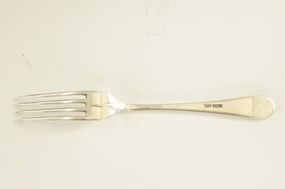 Lot 218 - AN ELIZABETH II SOLID SILVER HANOVERIAN PATTERN CANTEEN OF CUTLERY