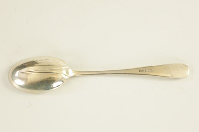 Lot 218 - AN ELIZABETH II SOLID SILVER HANOVERIAN PATTERN CANTEEN OF CUTLERY