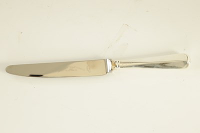 Lot 218 - AN ELIZABETH II SOLID SILVER HANOVERIAN PATTERN CANTEEN OF CUTLERY