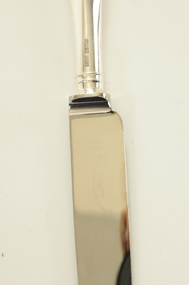 Lot 218 - AN ELIZABETH II SOLID SILVER HANOVERIAN PATTERN CANTEEN OF CUTLERY