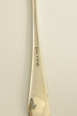 Lot 218 - AN ELIZABETH II SOLID SILVER HANOVERIAN PATTERN CANTEEN OF CUTLERY