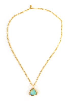 Lot 172 - A FINE 9CT GOLD NECKLACE WITH FIRE OPAL PENDANT