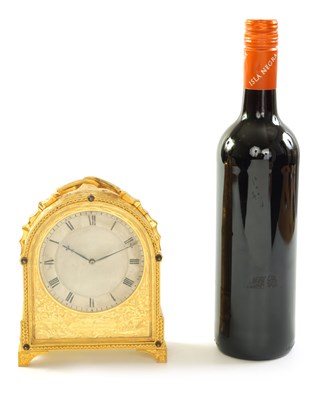 Lot 38 - JAMES MURRAY, 30 CORNHILL, LONDON.  A FINE MID 19TH CENTURY ENGLISH 'HUMPBACK' GILT BRASS FUSEE CARRIAGE CLOCK