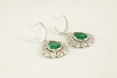 Lot 181 - A FINE AND LARGE PAIR OF 18CT WHITE GOLD DIAMOND AND EMERALD EARRINGS