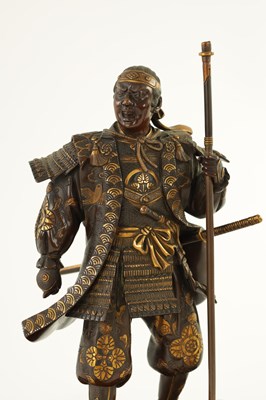 Lot 145 - A FINE QUALITY JAPANESE MEIJI PERIOD PATINATED BRONZE AND GILT SCULPTURE OF A SAMURAI WARRIOR BY MIYAO