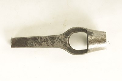 Lot 286 - WOGDON & BARTON, LONDON. A FINE CASED PAIR OF EARLY 19TH CENTURY FLINTLOCK DUELLING PISTOLS