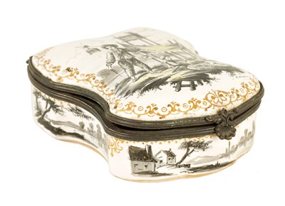 Lot 27 - A 19TH CENTURY FRENCH FAIENCE SHAPED DRESSING TABLE BOX