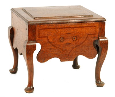 Lot 1269 - AN 18TH CENTURY OAK AND MAHOGANY CROSS-BANDED COMMODE