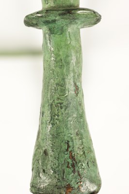 Lot 419 - A STYLISH 20TH CENTURY GREEN PATINATED BRONZE GLASS TWO-TIER OCCASIONAL TABLE SIGNED DIEGO GIACOMETTI