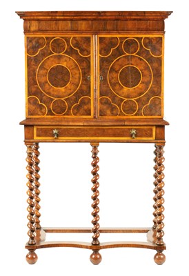Lot 793 - A WILLIAM AND MARY LABURNUM OYSTER VENEERED CABINET ON STAND OF SMALL SIZE