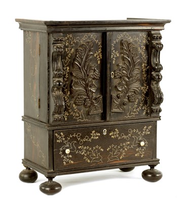 Lot 163 - AN EARLY 19TH CENTURY ANGLO INDIAN COROMANDEL AND BONE INLAID MINIATURE DRESSING CABINET