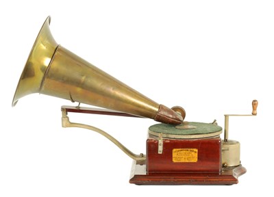 Lot 330 - A VERY RARE LATE 19TH CENTURY "TRADEMARK" GRAMOPHONE BY THE GRAMOPHONE COMPANY