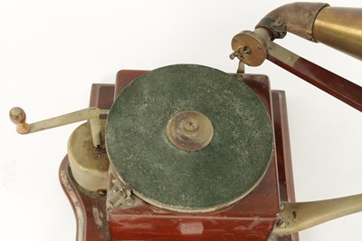 Lot 602 - A VERY RARE LATE 19TH CENTURY "TRADEMARK" GRAMOPHONE BY THE GRAMOPHONE COMPANY