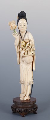 Lot 80 - A JAPANESE MIEJI PERIOD IVORY OKIMONO