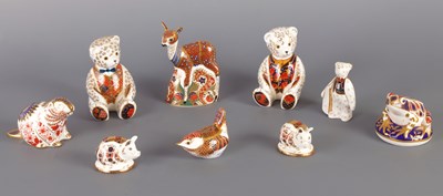Lot 160 - A SELECTION OF MODERN ROYAL CROWN DERBY
