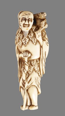 Lot 36 - A GOOD 18TH CENTURY JAPANESE IVORY NETSUKE
