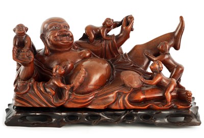 Lot 363 - A FINELY CARVED 19TH CENTURY CHINESE HARDWOOD SCULPTURE