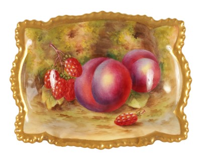 Lot 21 - A ROYAL WORCESTER SHAPED RECTANGULAR SHALLOW DISH PAINTED BY H. AYRTON