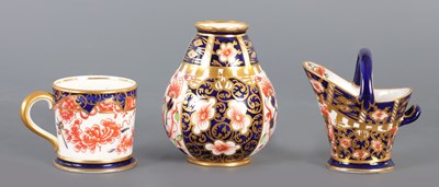 Lot 109 - A COLLECTION OF MINIATURE ROYAL CROWN DERBY