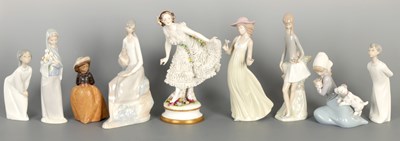 Lot 135 - A SELECTION OF NINE FIGURINES INCLUDING LLADRO AND NAO