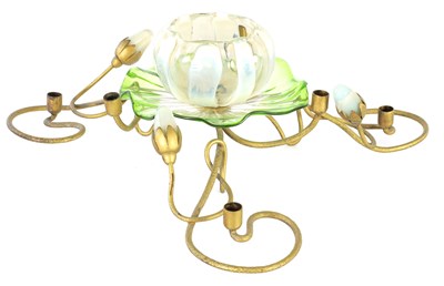 Lot 116 - AN EARLY 20TH CENTURY ART NOUVEAU VASELINE GLASS CENTERPIECE BY JOHN WALCH