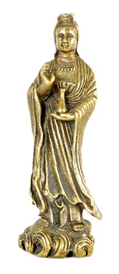 Lot 225 - A SMALL 19TH CENTURY PAKTONG FIGURE