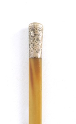 Lot 474 - RHINO HORN RIDING CROP