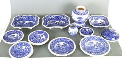 Lot 166 - A LARGE COLLECTION OF COPELAND SPODE BLUE AND WHITE POTTERY ITEMS