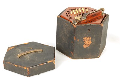 Lot 711 - AN EARLY 20TH CENTURY 20 BUTTON ANGLO SYSTEM CONCERTINA