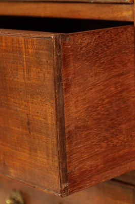 Lot 913 - A RARE GEORGE III MAHOGANY LIBRARY SECRETAIRE CHEST OF DRAWERS WITH DETACHABLE  BOOK CARRIER