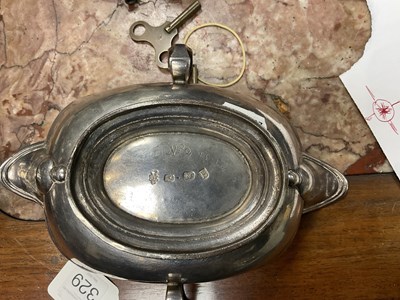 Lot 329 - AN IMPORTANT AND RARE PAIR OF GEORGE I CAST SILVER DOUBLE LIPPED SAUCE BOATS BY PIERRE PLATEL DATED 1717