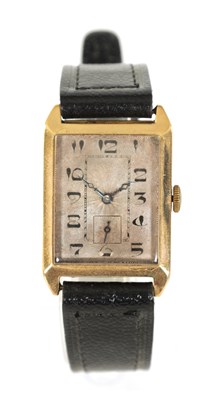 Lot 281 - A 1930's GENTLEMAN’S 9CT GOLD WRISTWATCH