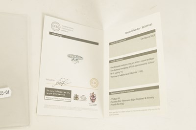 Lot 254 - A VERY FINE 18K WHITE GOLD 3CT SOLITAIRE DIAMOND RING