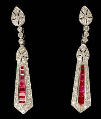 Lot 245 - A PAIR OF ART DECCO STYLE 18CT WHITE GOLD, RUBY AND DIAMOND PENDANT DROP EARRINGS