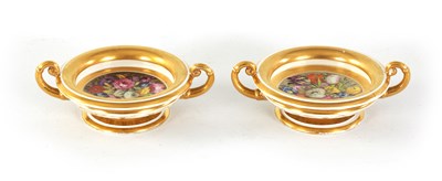 Lot 37 - A PAIR OF EARLY 19TH CENTURY SHALLOW TWO-HANDLED PEDESTAL DISHED - POSSIBLY DERBY/SPODE