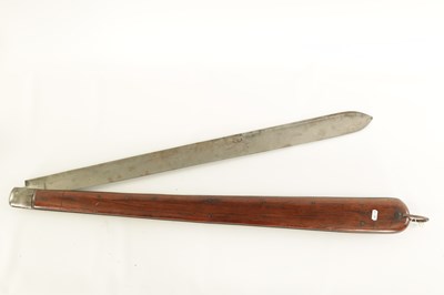 Lot 649 - A RARE GIANT 19TH CENTURY ADVERTISING FOLDING KNIFE