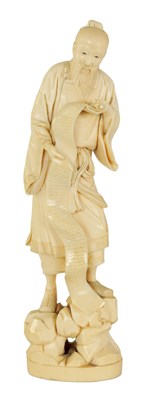 Lot 156 - A 19TH CENTURY CHINESE CARVED IVORY FIGURE