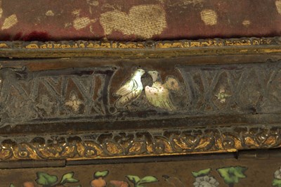 Lot 492 - A LATE 17TH/EARLY 18TH CENTURY CONTINENTAL ORMOLU MOUNTED TORTOISESHELL AND STAINED HORN INLAID DRESSING TABLE CASKET