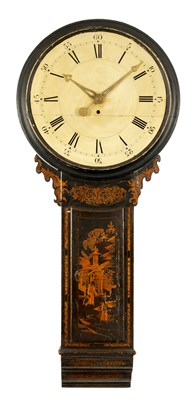 Lot 854 - AN 18TH CENTURY BLACK LACQUER AND CHINOISERIE DECORATED TAVERN CLOCK