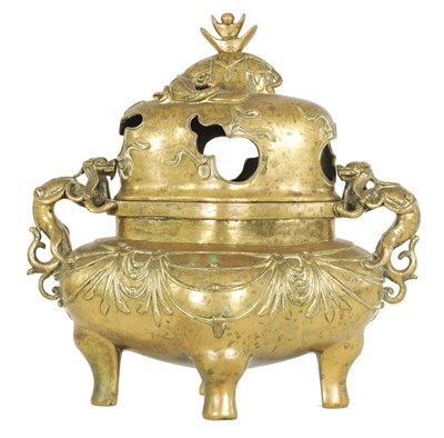 Lot 150 - A LARGE CHINESE MING DYNASTY LIDDED BRONZE CENSOR