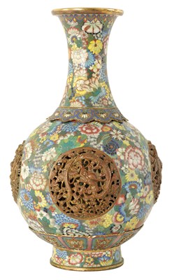 Lot 122 - A 19TH CENTURY CHINESE CLOISONNÉ ENAMEL REVOLVING VASE