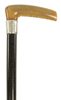 Lot 349 - A LATE 19TH CENTURY HORN HANDLED EBONISED WALKING STICK
