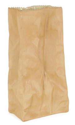 Lot 28 - A LATE 20TH CENTURY CERAMIC VASE SHAPED AS A PAPER BAG