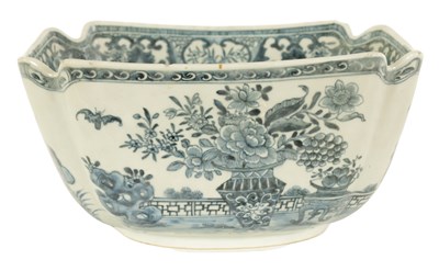 Lot 173 - A 19TH CENTURY CHINESE BLUE AND WHITE SQUARE DEEP BOWL