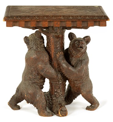 Lot 598 - A FINE 19TH CENTURY BLACK FOREST CARVED LINDEN WOOD DOUBLE BEAR OCCASIONAL TABLE / STOOL