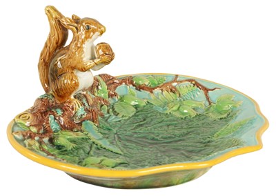 Lot 30 - A 19TH CENTURY GEORGE JONES MAJOLICA NUT DISH